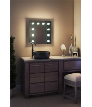Зеркало в ванную комнату с подсветкой лампочками Ария 50 на 50 см